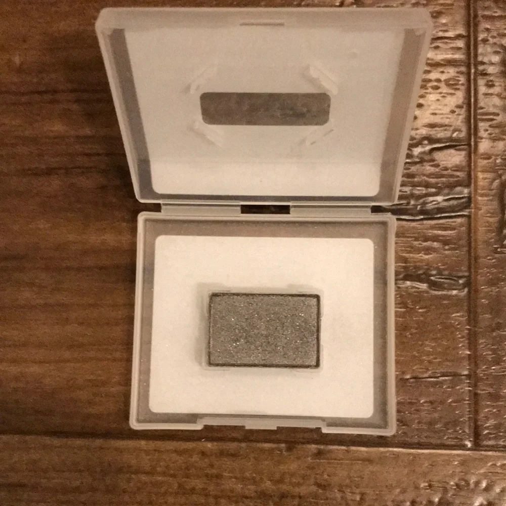 Mary kay eye shadow
